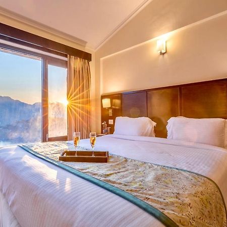 Апарт отель Rosewood Retreat Бхимтал Экстерьер фото